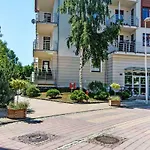Ascot - Neptun Park By Oneapartments